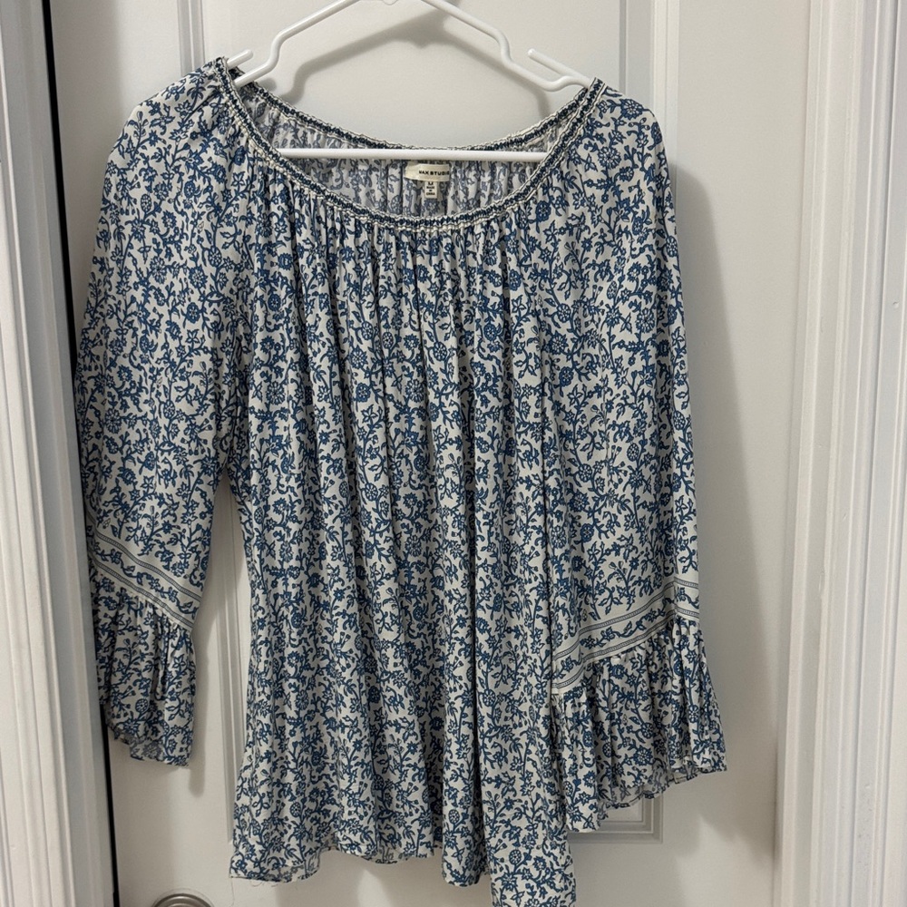Max Studio Cream and Blue Floral Peasant Tunic